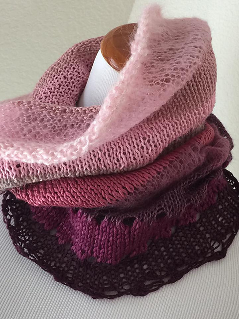 Gradient Cake Cowl