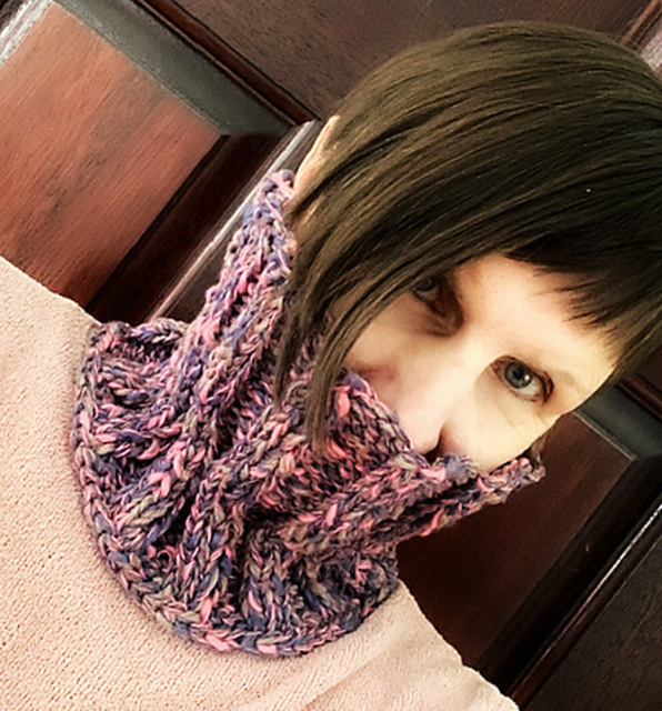 Giant neck cozy