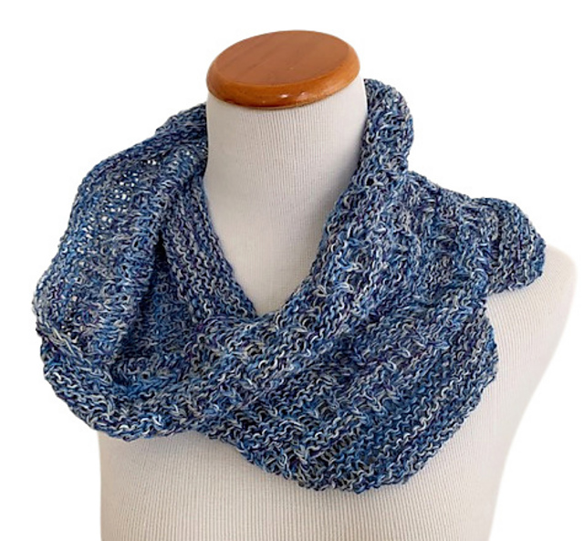 Armande cowl