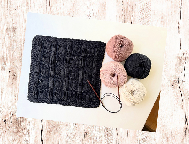 Ravelry: Squares in a square spa cloth pattern by Petra Breakstone