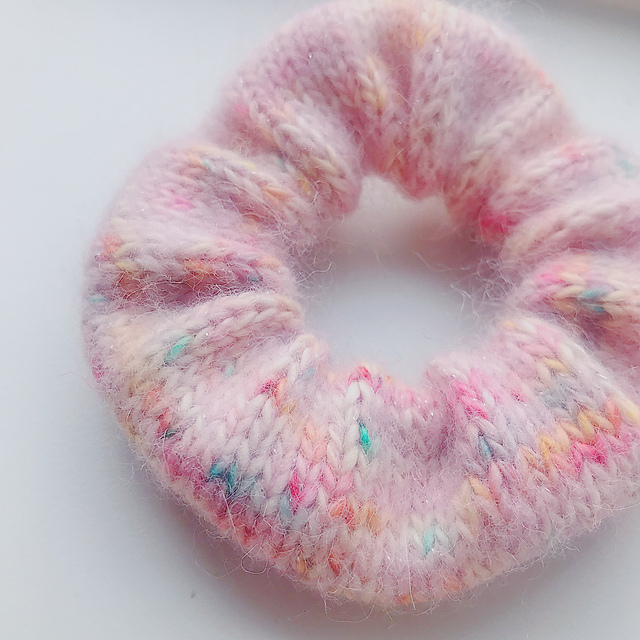 wasteyarn scrunchie