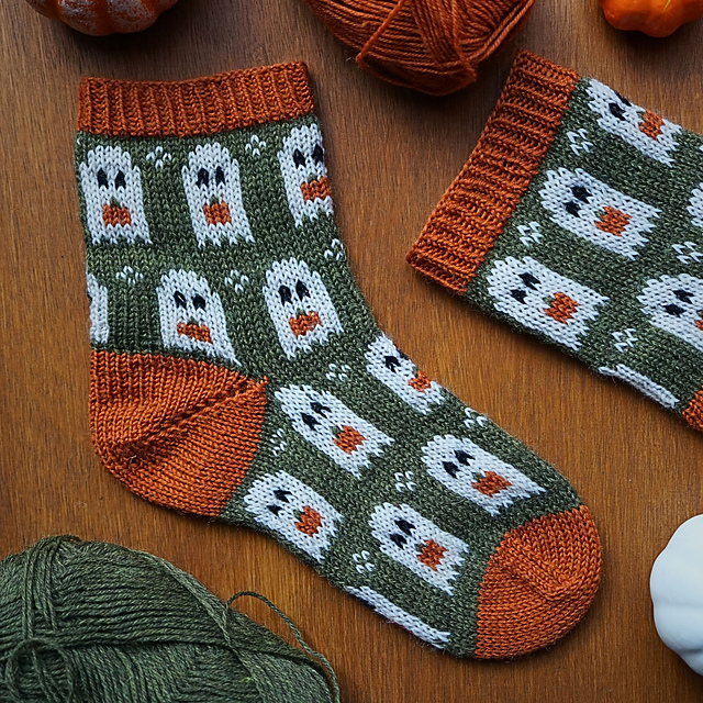 Haunted Harvest Ghost Socks