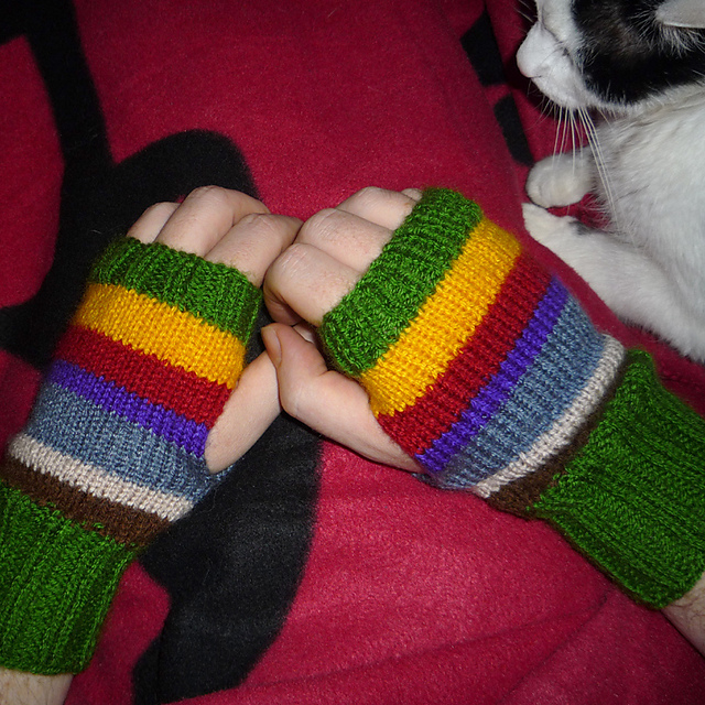 DR WHO Style Fingerless Gloves
