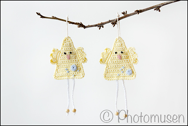Easter chicken ornament