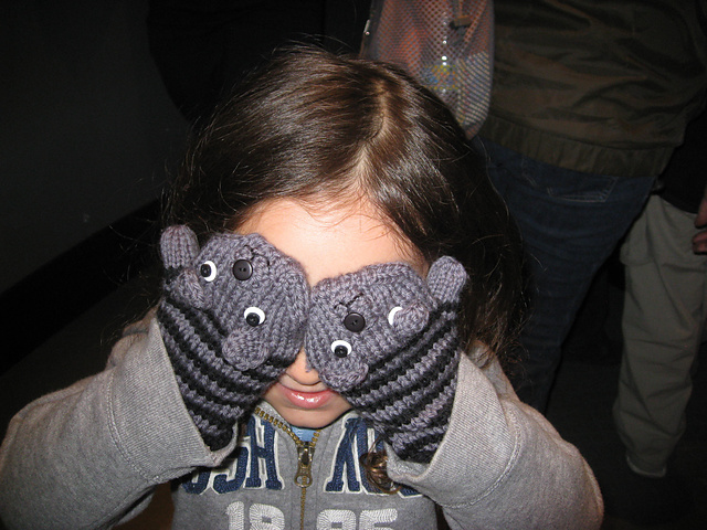 #54d Children's Mittens