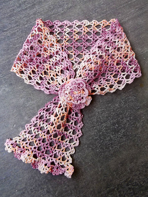 #1 Flower Motif Mini Stole (花モチーフのミニストール)