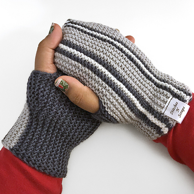 Printers Row Mitts