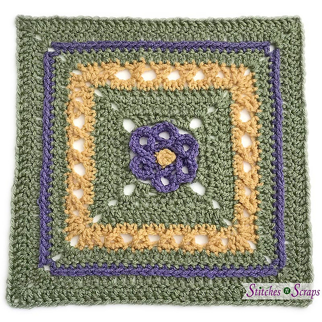 Loopy Flower Square