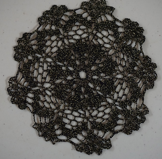 Amore Doily (small)