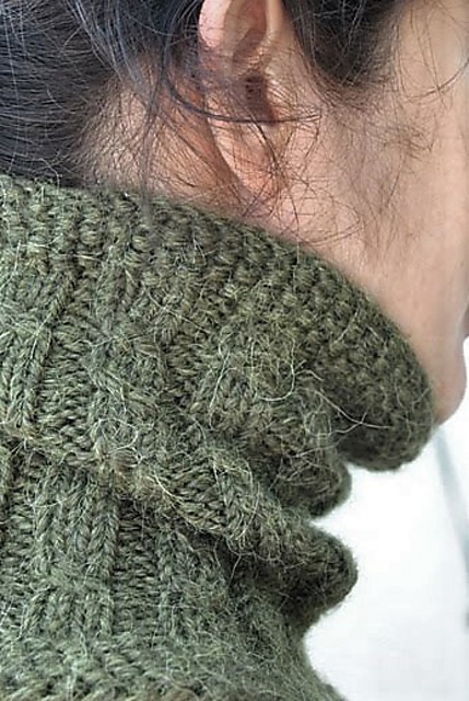 Columns Cowl