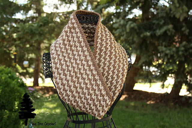 Autumn Crunch Cowl