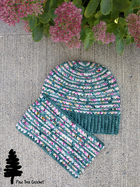 Pretty Pathways Cowl