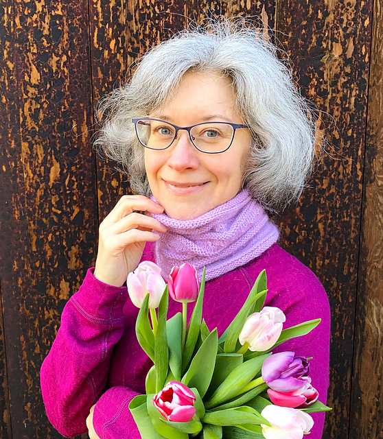 Ostara Cowl