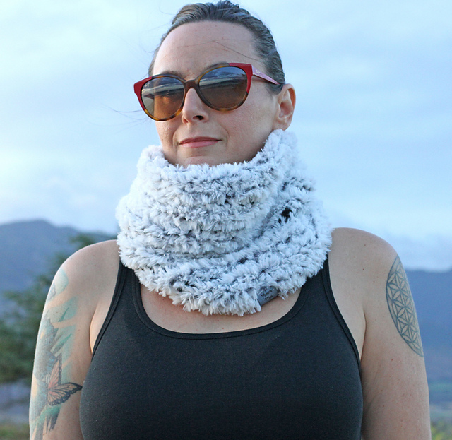 Fur Lovely Cowl