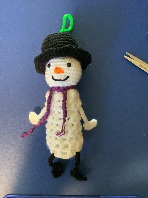 Snowy Backpack Buddy