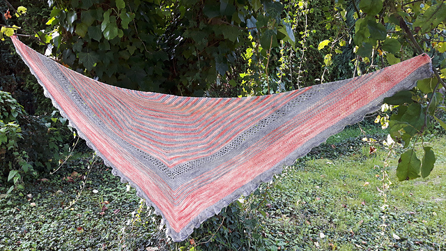 Charlotte-Shawl
