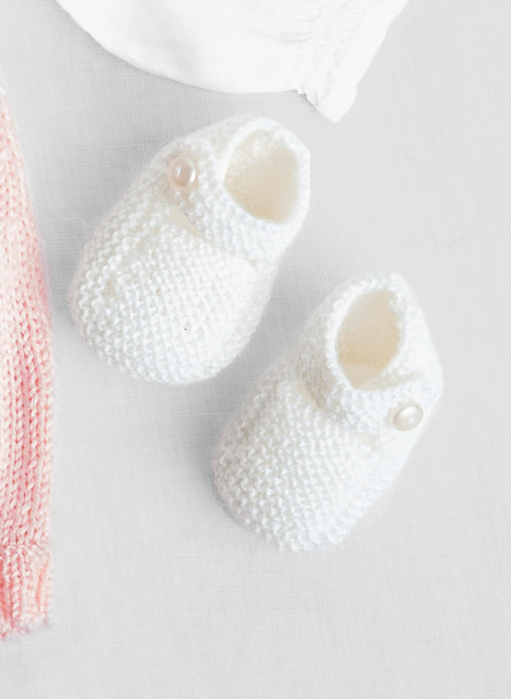 n°07 Chaussons à bride - M0691