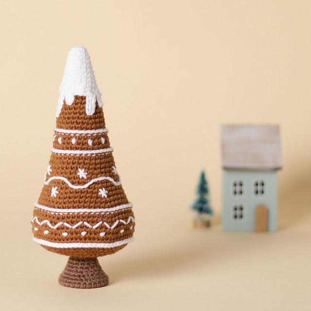 Christmas Gingerbread Tree