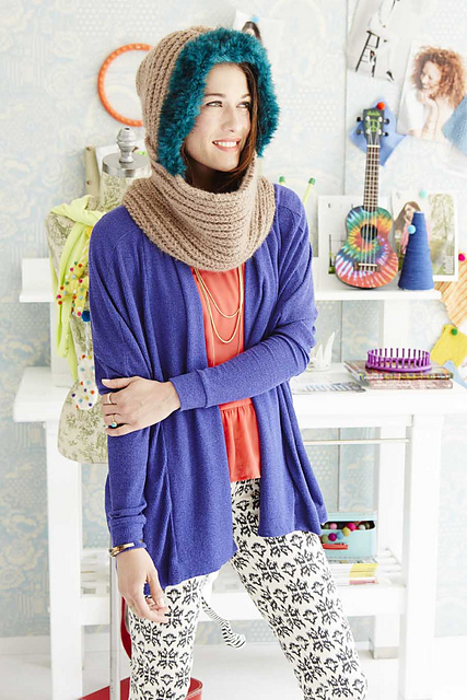 #06 Hooded Cowl