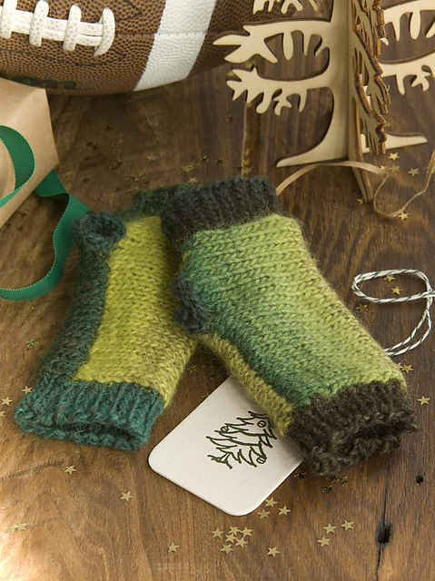 #02 Fingerless Mitts
