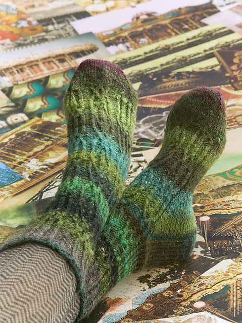 Traveling Stitches Socks