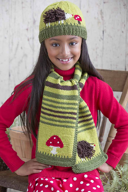 #09 Hedgehog Hat and Scarf