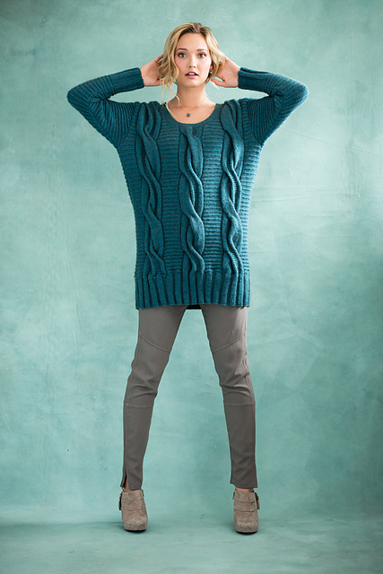 #03 Scoop-Neck Pullover