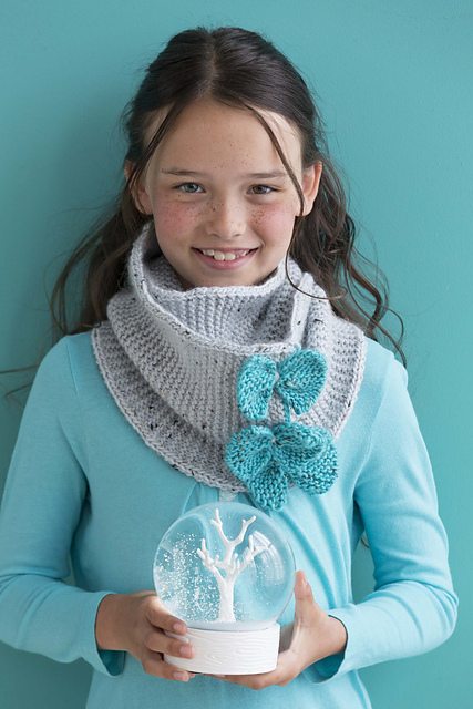 #16 Bows Cowl
