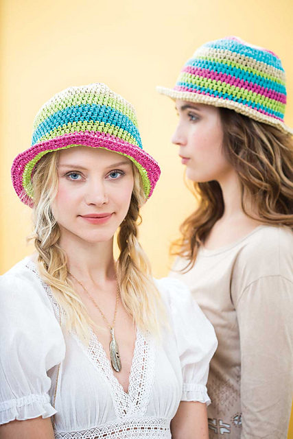 #08 Bucket Hats
