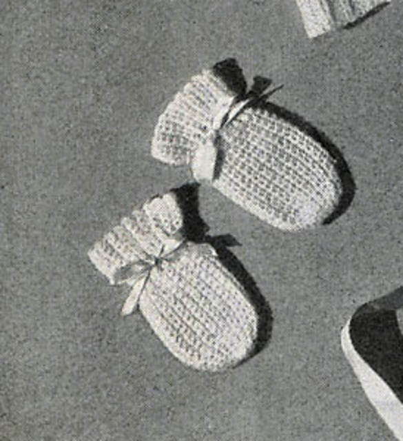 Thumbless Mittens No. 2005