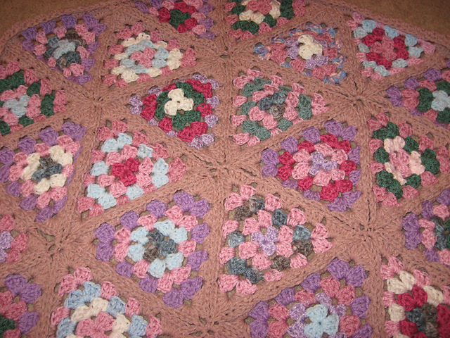 Modern Mt Vernon Triangle Afghan #722-13A