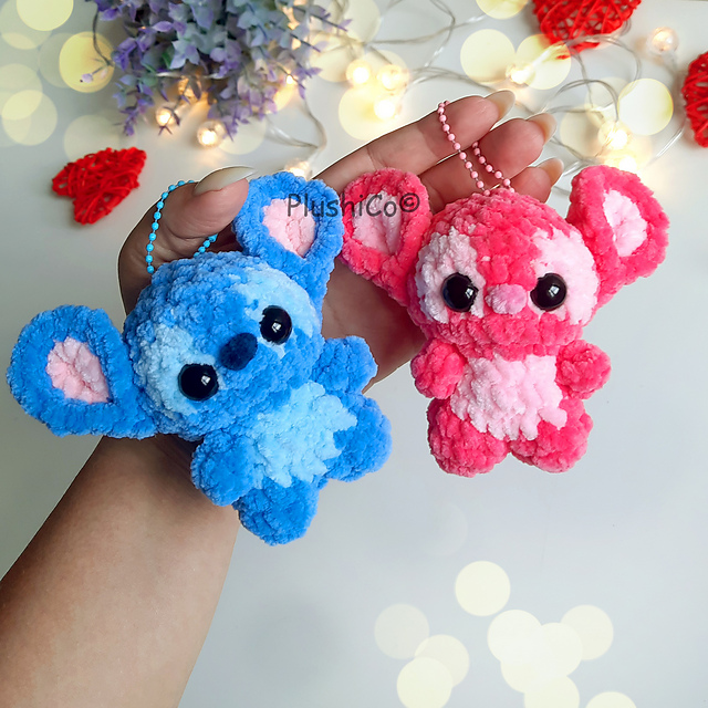 Alien Dog Keychains
