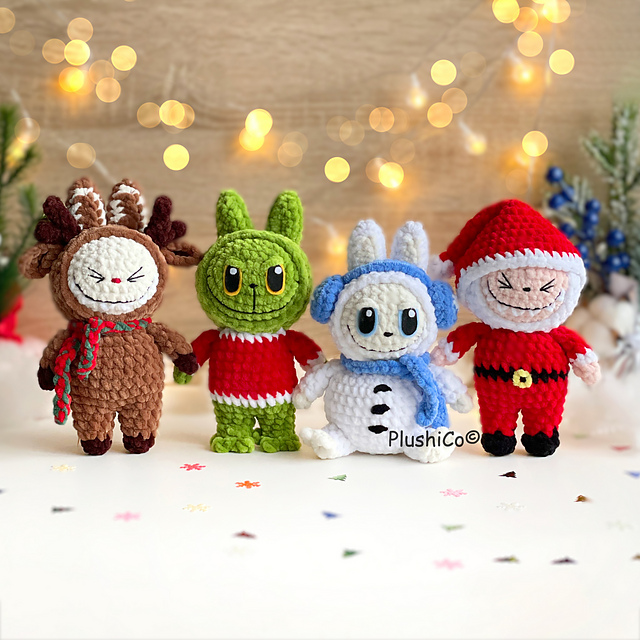 Christmas Smiling Bunny