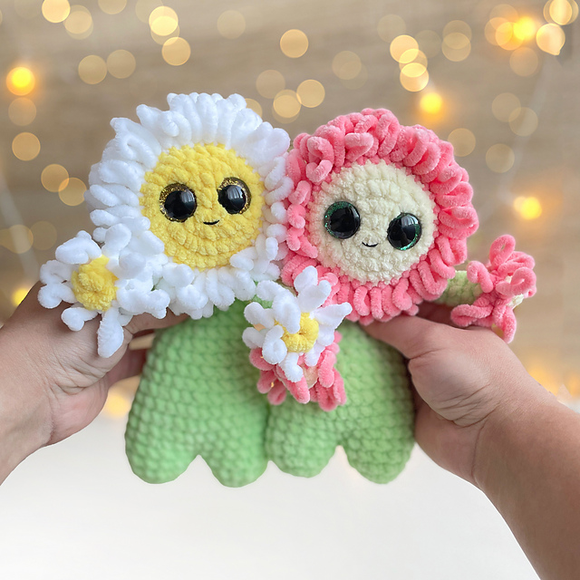 Weighted Flower Buddy
