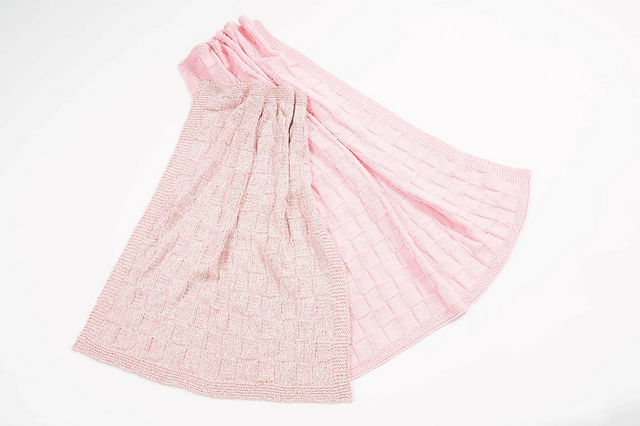 F201 Fantasy Naturale Baby Afghans
