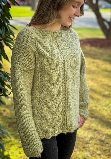 3484 Cabled Pullover