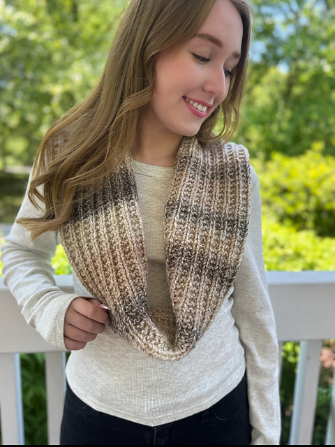 B226 Infinity Cowl and Mitts