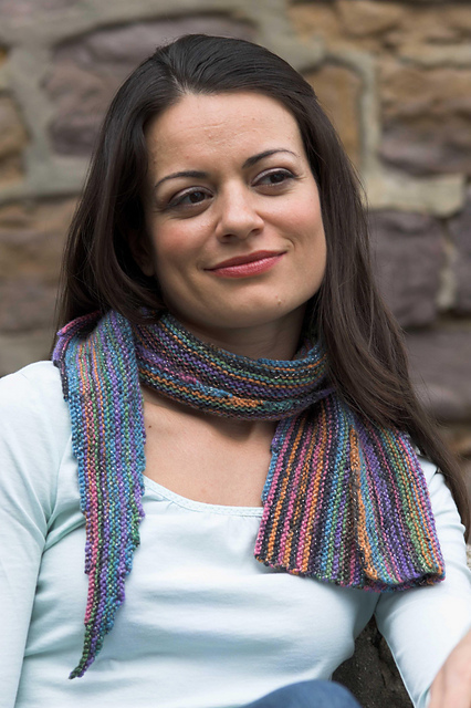 F432 Stiletto Stepping Stone Scarf
