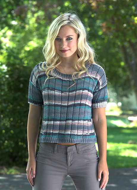 2676 Women’s Boxy Pullover