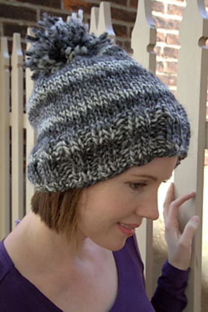 F604 Pompon Hat