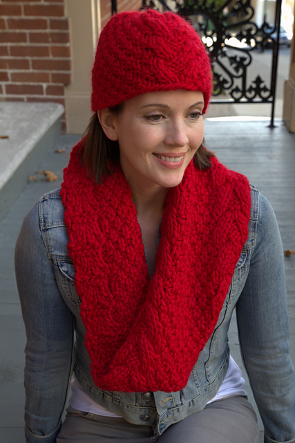 2812 Moss Stitch Cowl (Set)