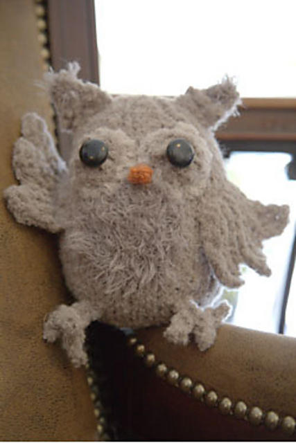 F624 Toy Owl