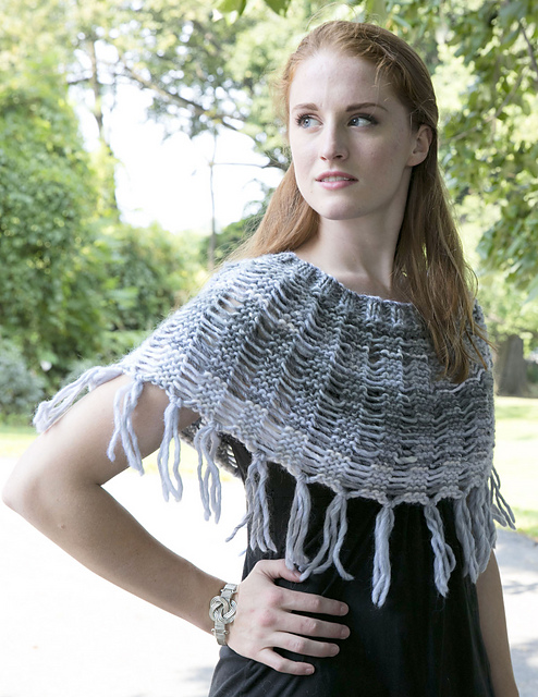 F689 Drop Stitch Cowl