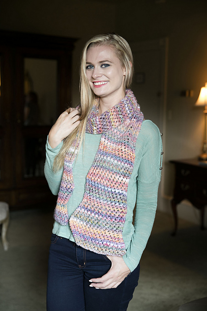 F694 Stained Glazz Scarf