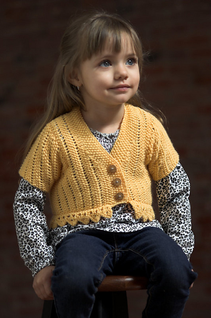 Girls Cropped Lace Cardi 03