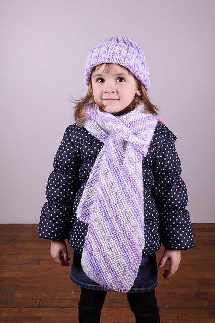 3029 Child's Hat and Scarf