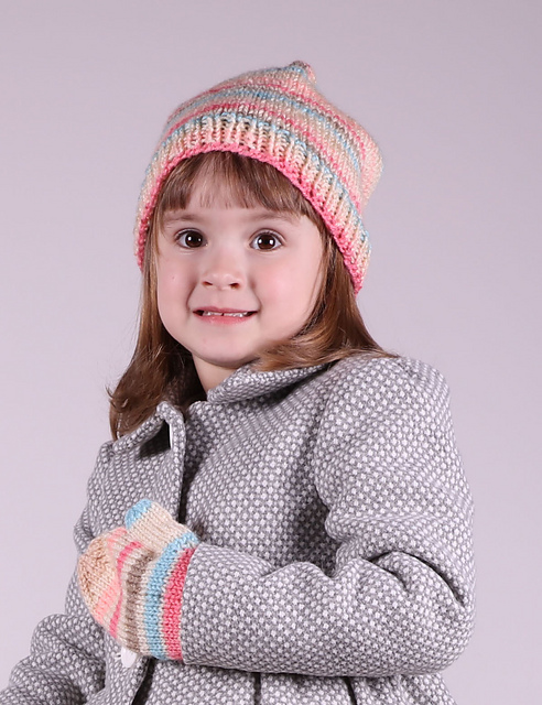 3028 Child's Hat & Mittens