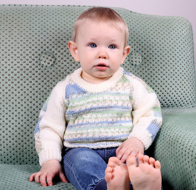 2990 Baby's Raglan Pullover