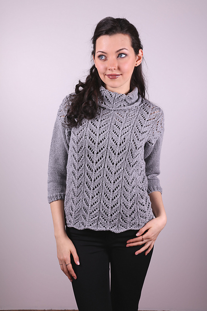 3009 Women’s Lace Pullover