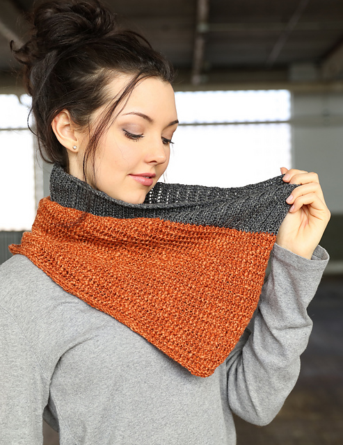 F728 Mock Rib Cowl